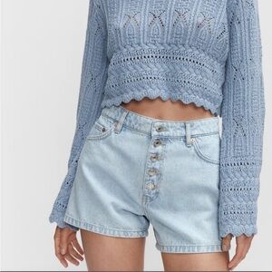 NWT MANGO LIGHT BLUE MID WAIST BUTTON UP SHORTS